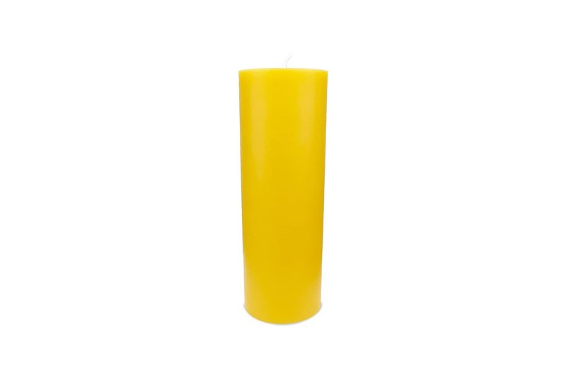 Beeswax Pillar 21.5 cm by Paper Garden