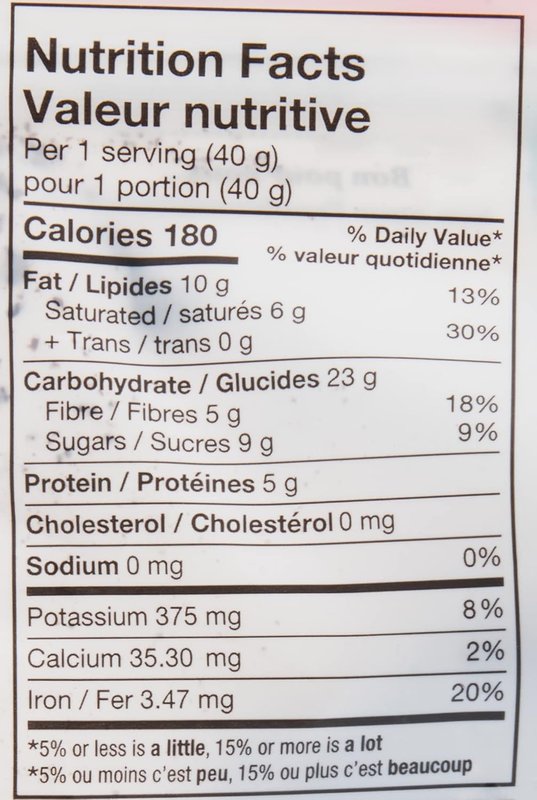 Remix Snacks Bean Bark with Strawberry, Dark (70% Cacao) Dark Chocolate Snack, Made with Black Beans and Upcycled Fruit High-protein, High-fibre, Vegan, Canadian, 100g